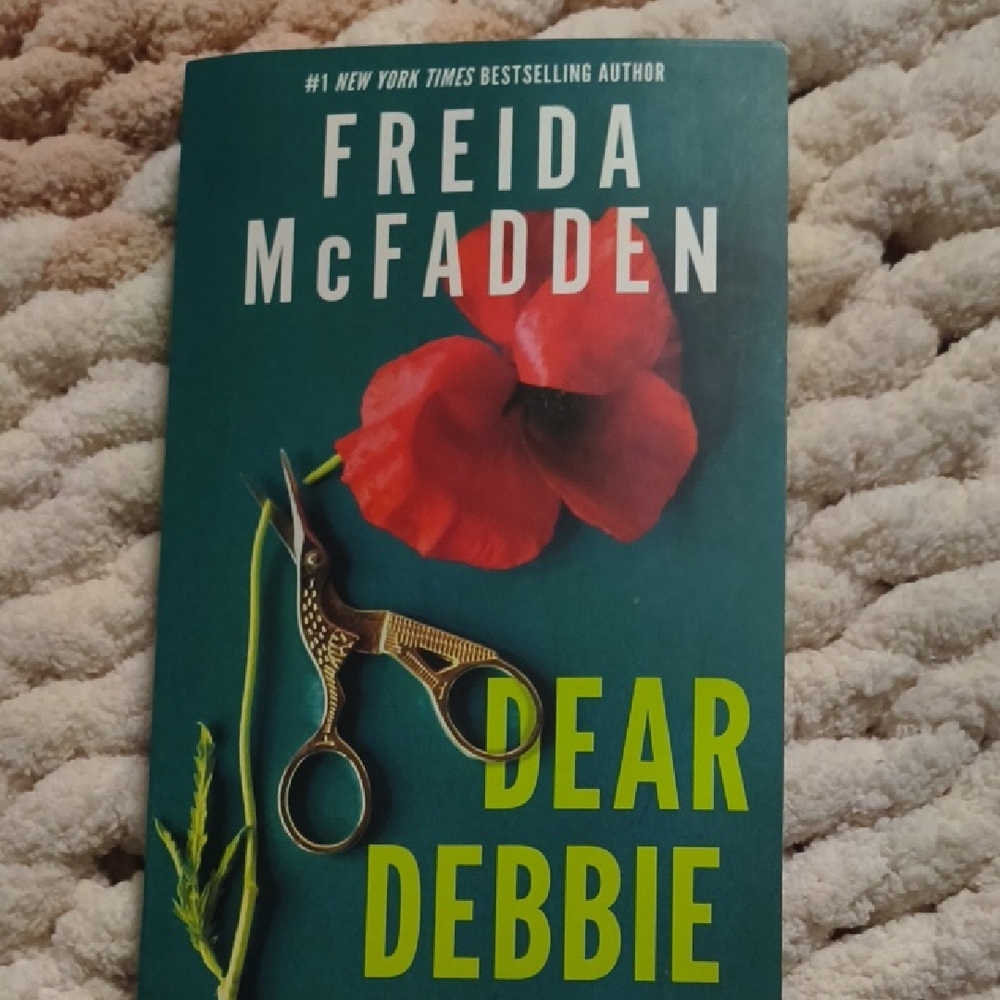 Freida McFadden 'Dear Debbie' Book